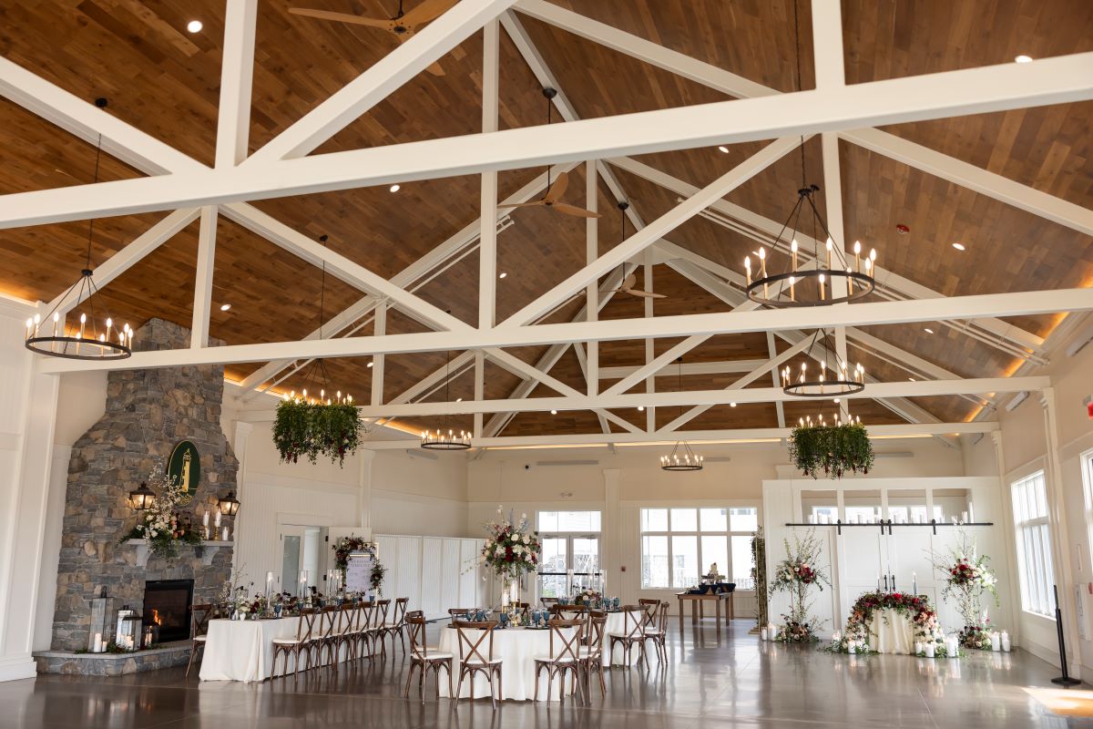 Indoor-wedding-at-The-Pavilion