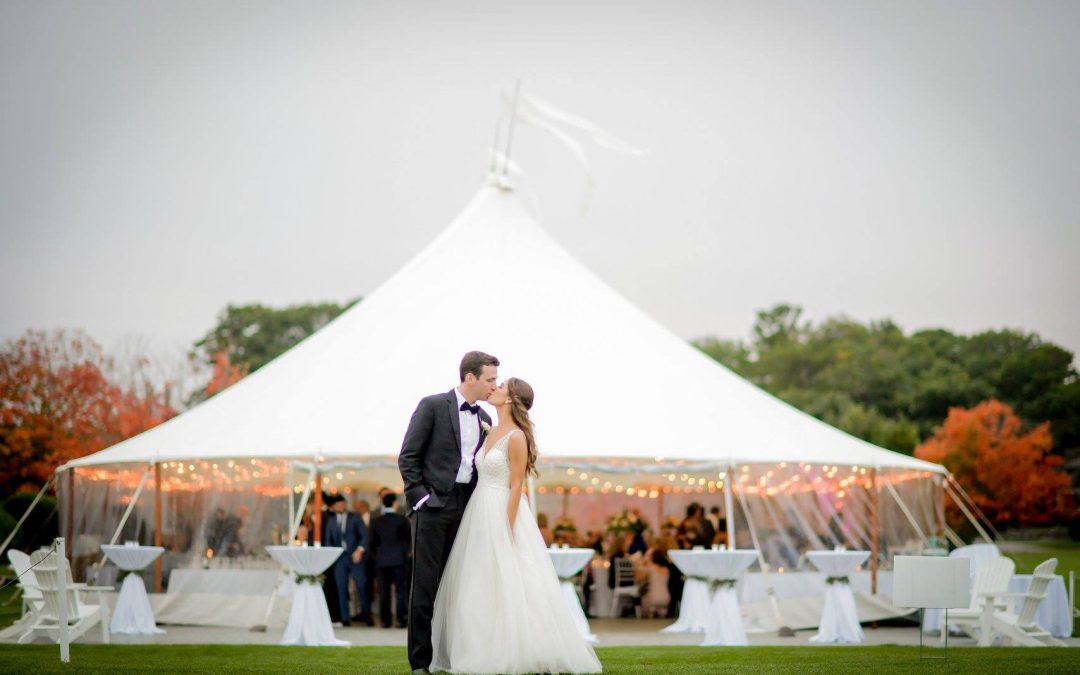 Autumn in New Hampshire: Embrace the Beauty of a Fall Wedding